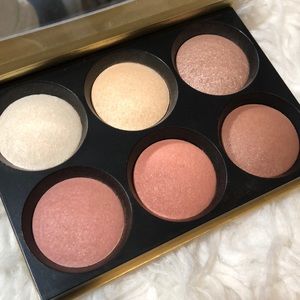 Bare Minerals “You Had Me At A Glow” Palette